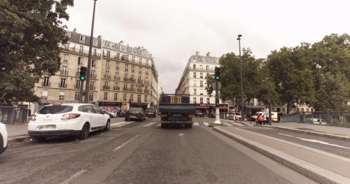 Sous le pont Maria Pacôme