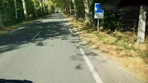 Aire camping-car Camping Poul'Art