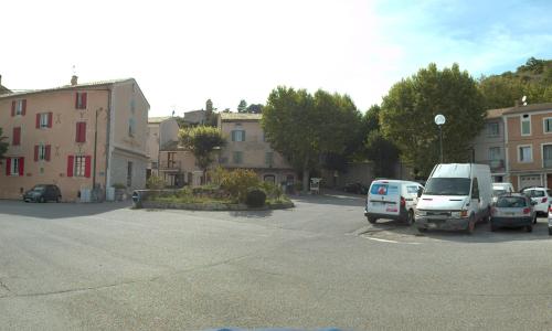 Aire camping-car BANON - Aire CCI 17808