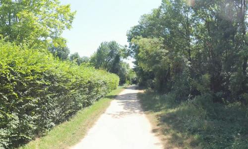 Aire camping-car Domaine du Val de Saône