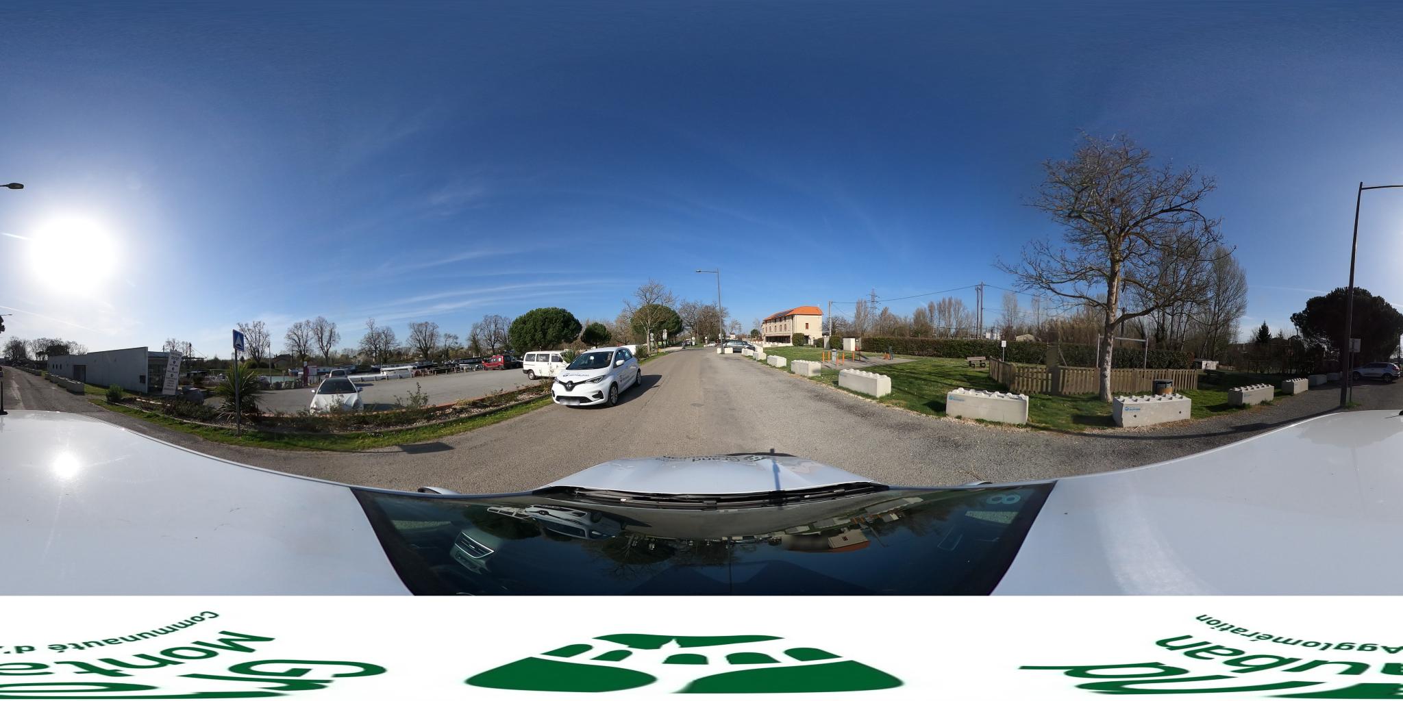 Vue de la rue du spot Parcours sportif du canal