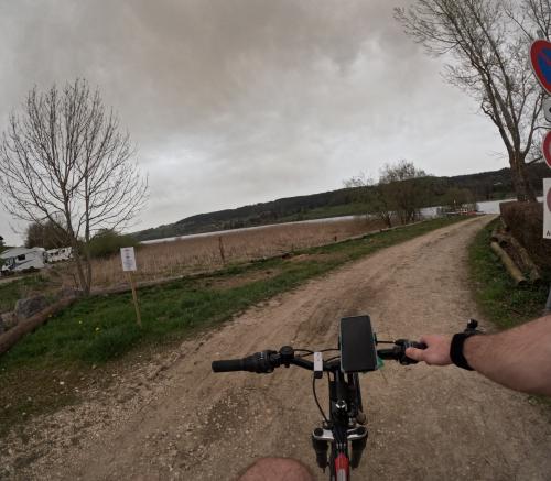 Aire camping-car Aire de camping-car de Saint-Point-Lac