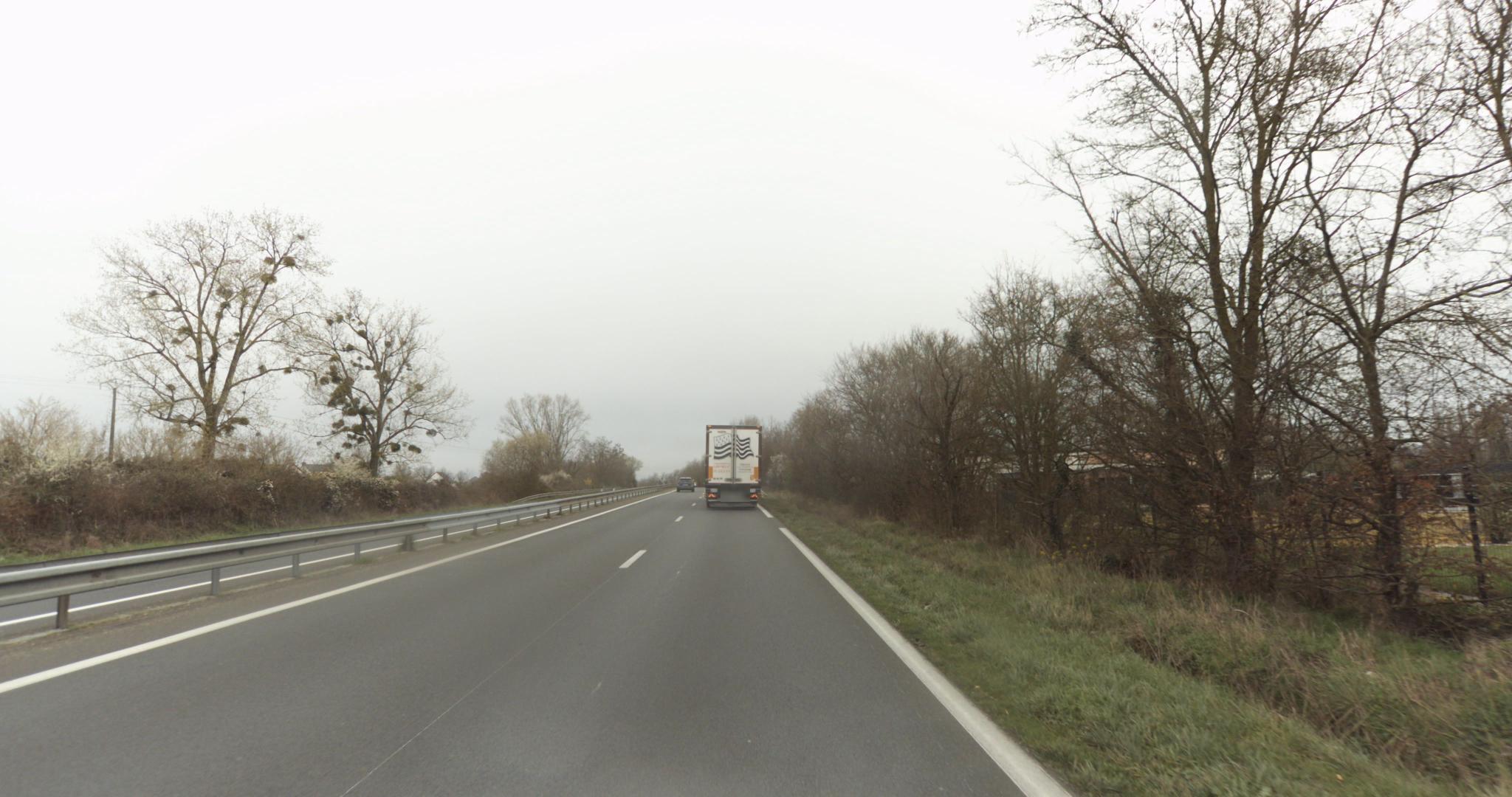 Vihiers, aire de repos à Brissac-Quincé