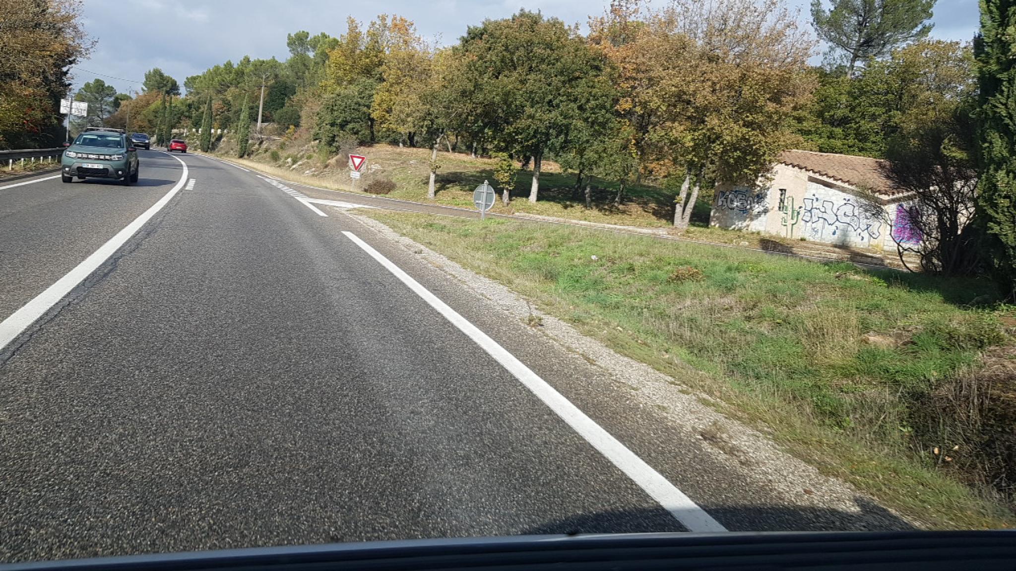 Parking tourves, aire de repos à Tourves