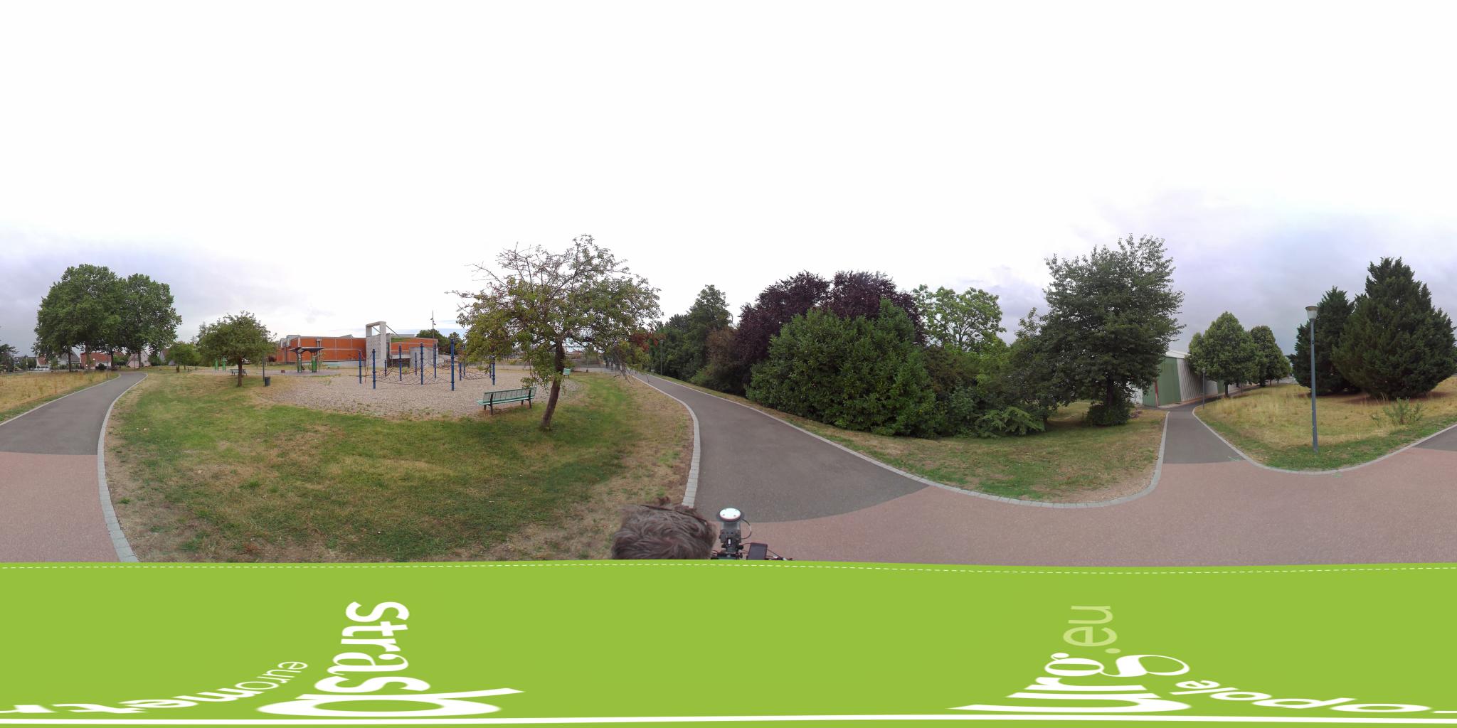 Vue de la rue du spot Centre omnisport (1992) de Vendenheim