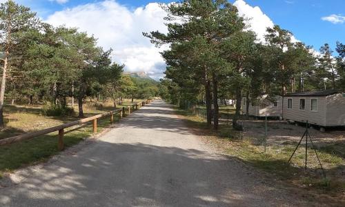 Aire camping-car Camping Les Iscles