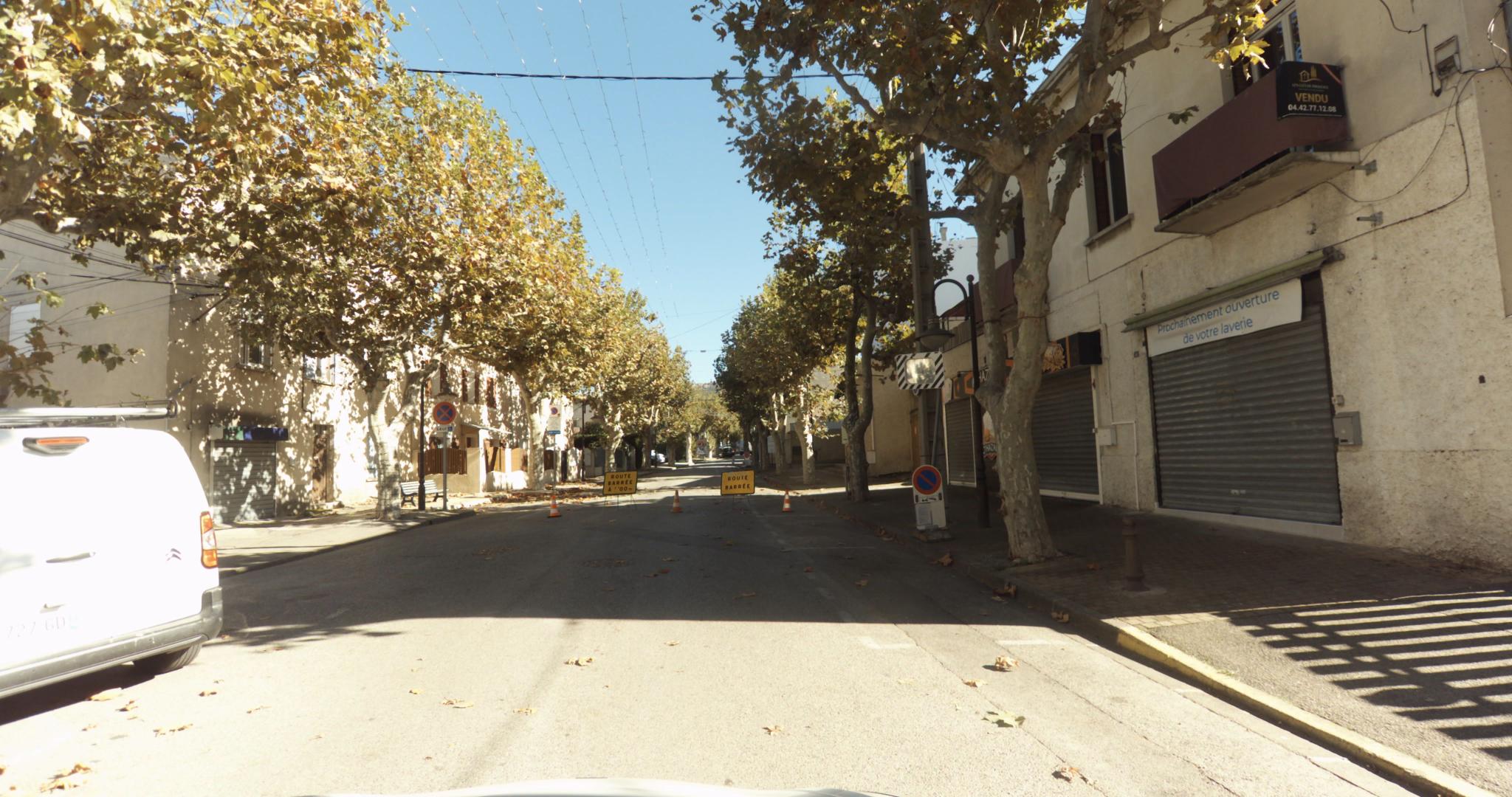 La rue de Aux Ciseaux Dores à Rognac