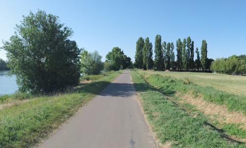 Aire camping-car Camping de Tournus