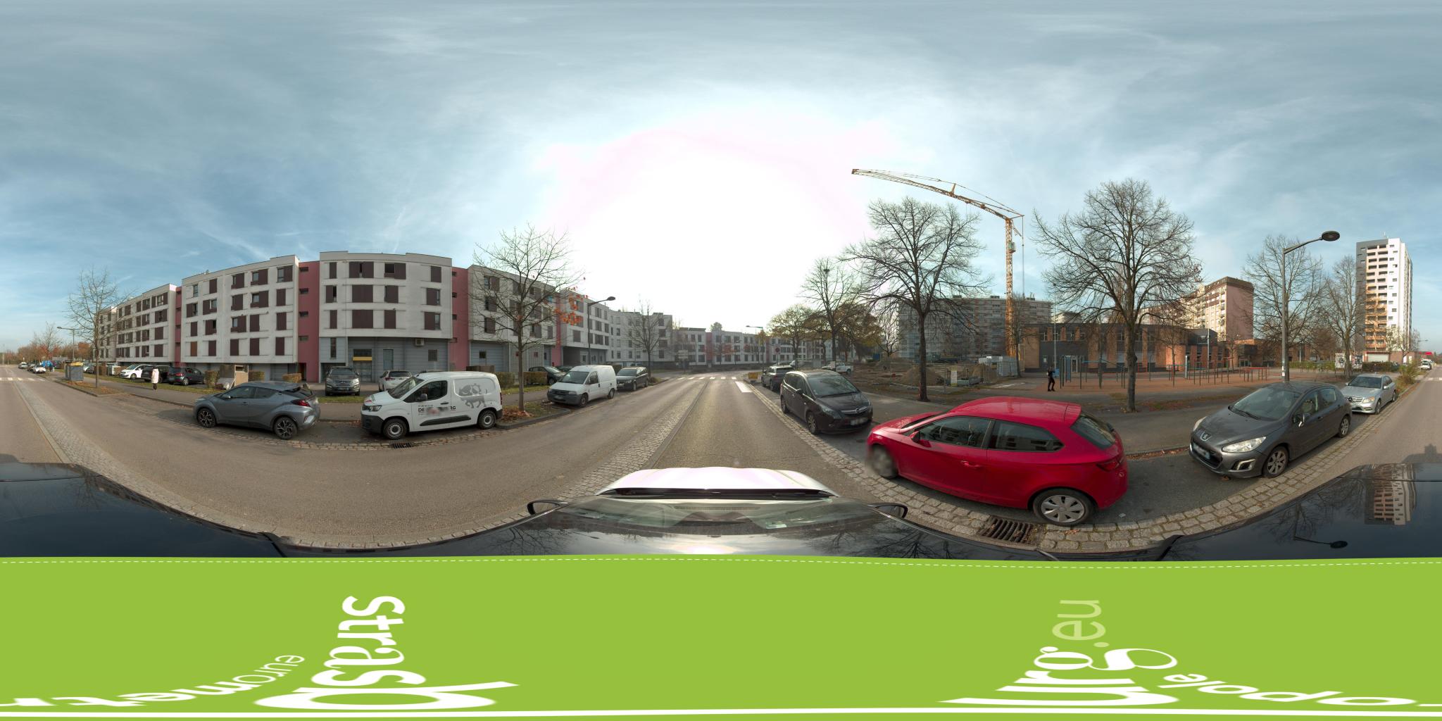 Vue de la rue du spot Street Workout Grunewald