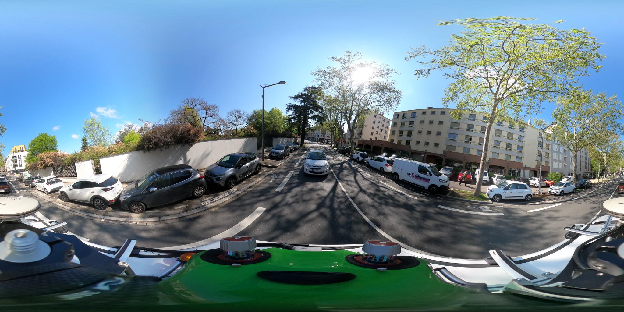 Vue de la rue du spot Parc de la Mairie, Avenue du Point du Jour