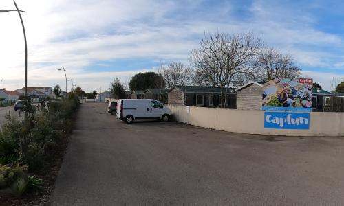 Aire camping-car Camping le Curtys