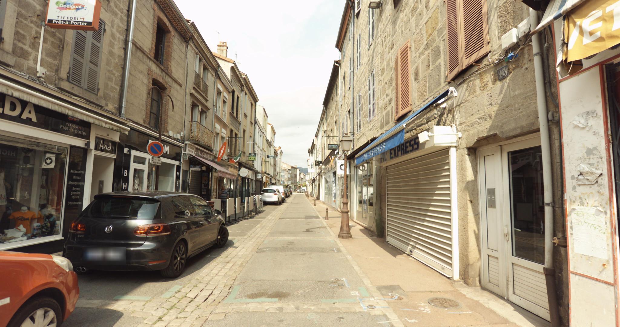 La rue de Ben&rsquo;S Hair Coiffure à Montbrison