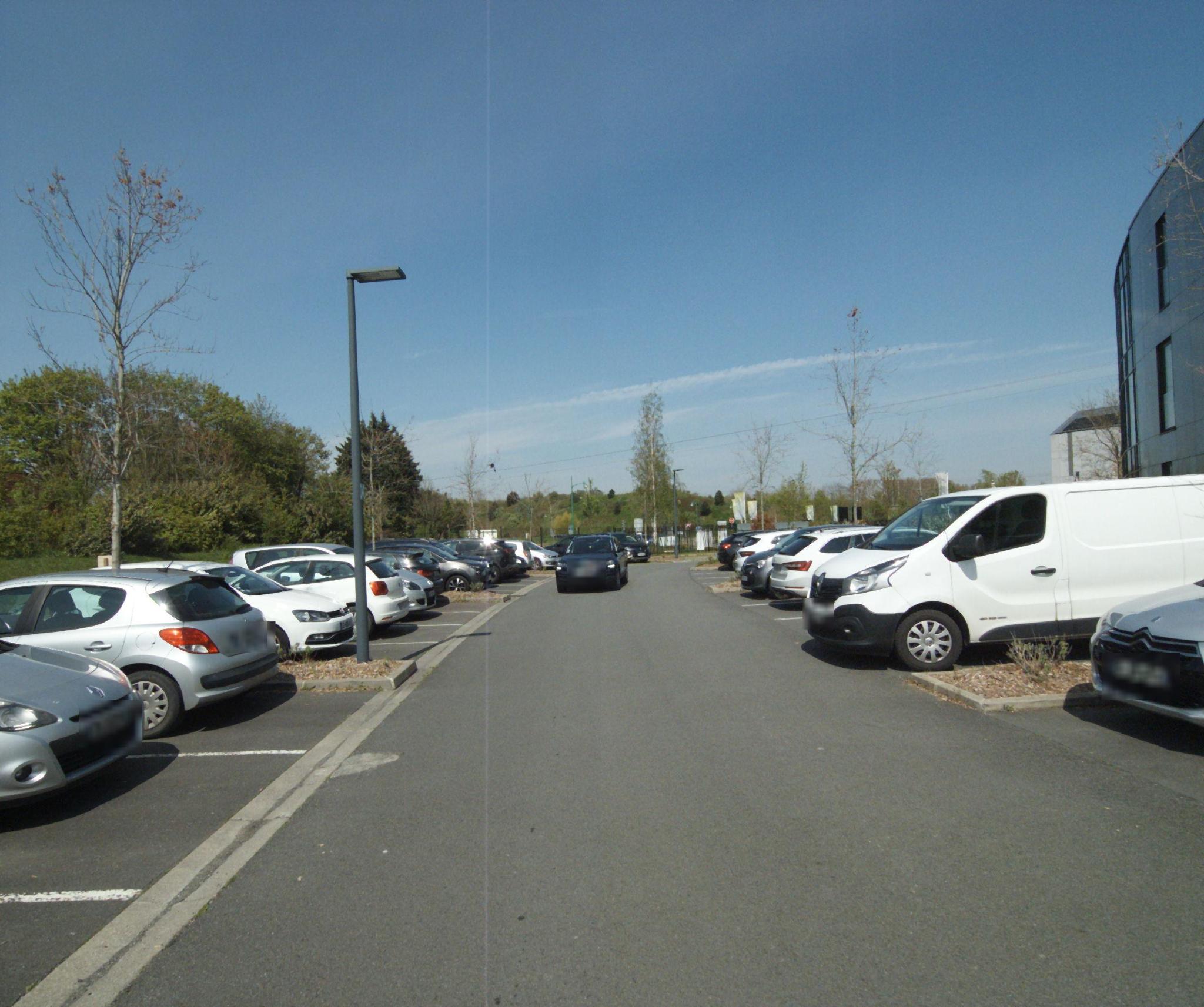Vue de la rue du spot Street workout Lesquin, Rue des Peupliers, Rue des Peupliers